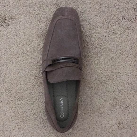 Calvin Klein - Suede, size 9, colour pewter, Slip on, brand new. - Picture 3 of 9
